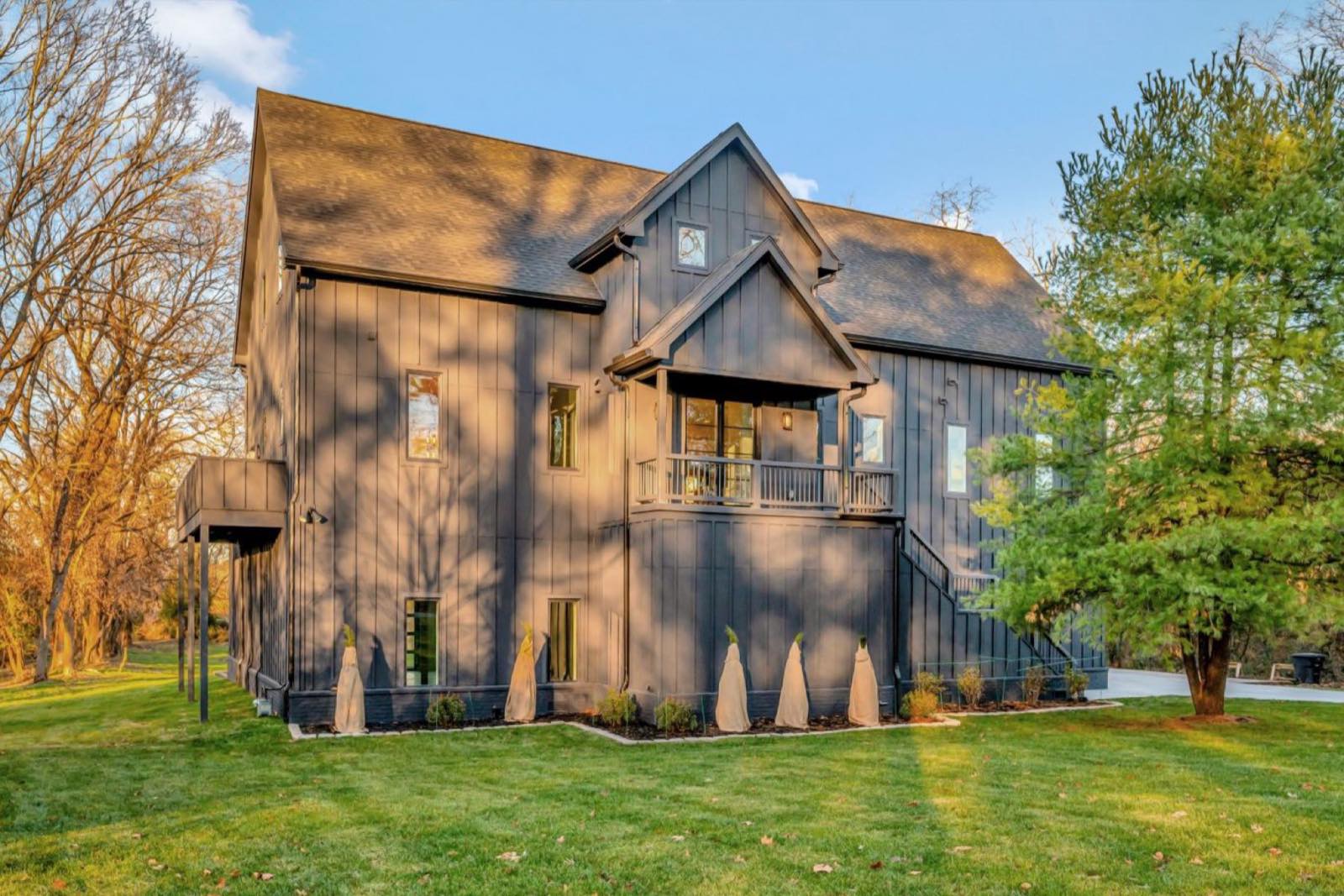 419 Lewisburg Ave