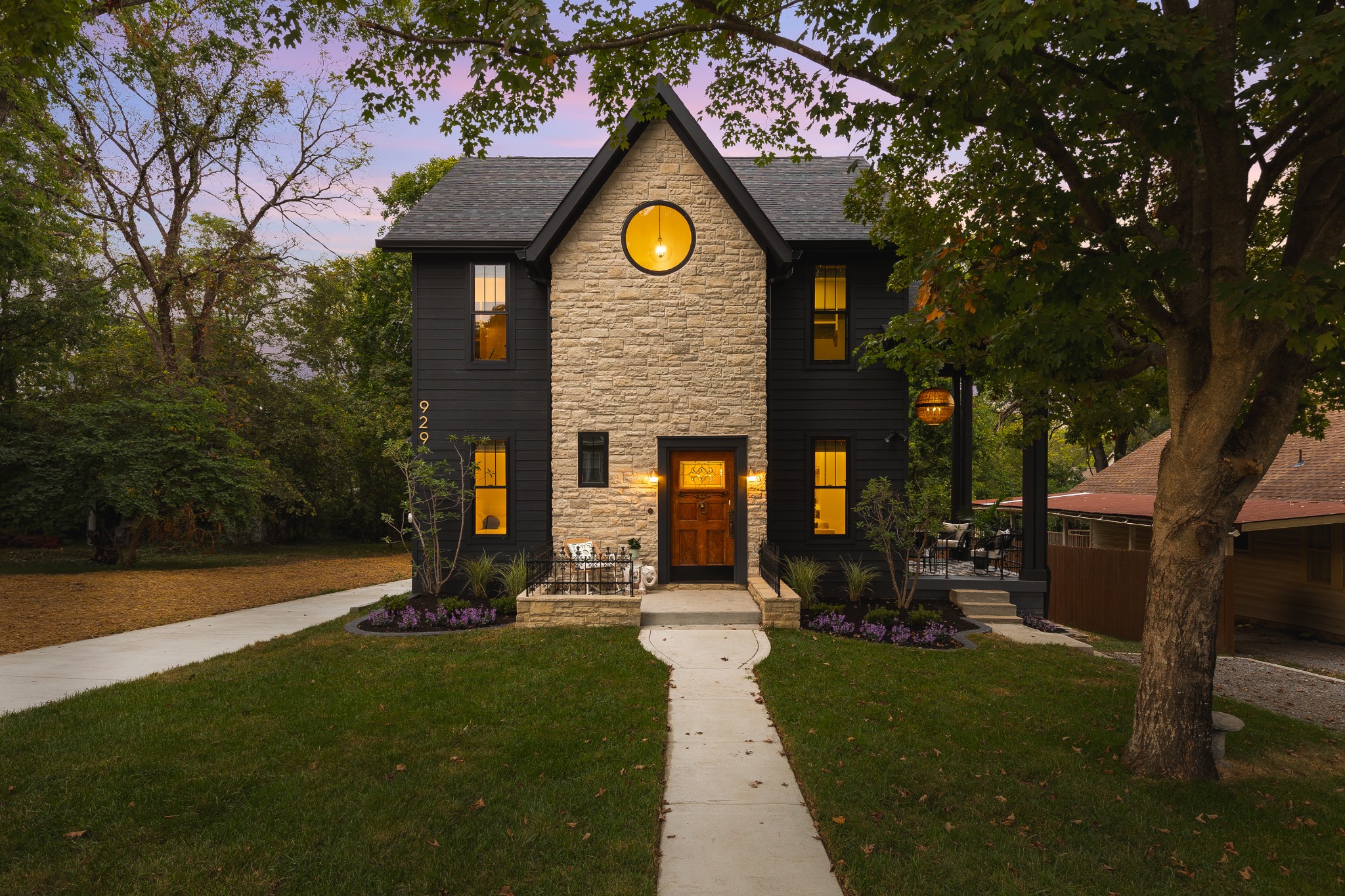 “Charming Elegance Meets Modern Comfort: A Storybook Cottage Awaits at 929 Curdwood Blvd”

